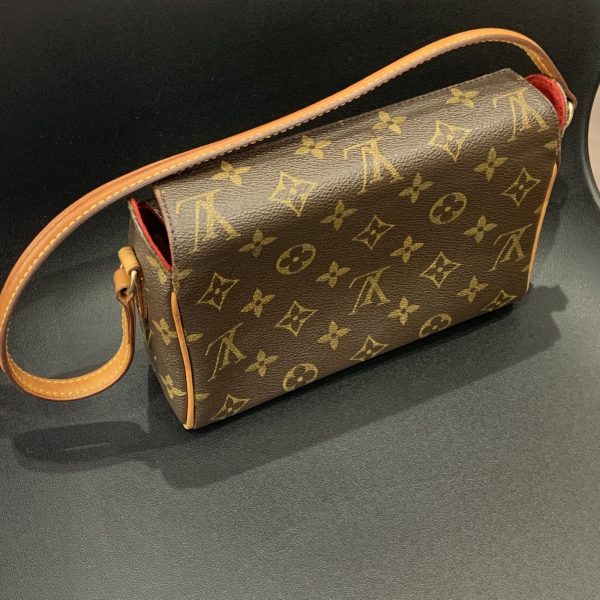 ルイヴィトン/LOUIS VUITTON M51900