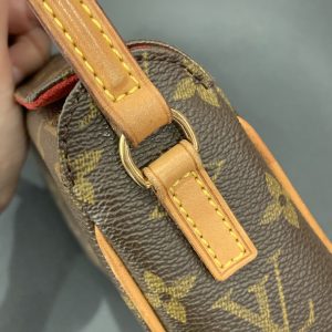 ルイヴィトン/LOUIS VUITTON M519002