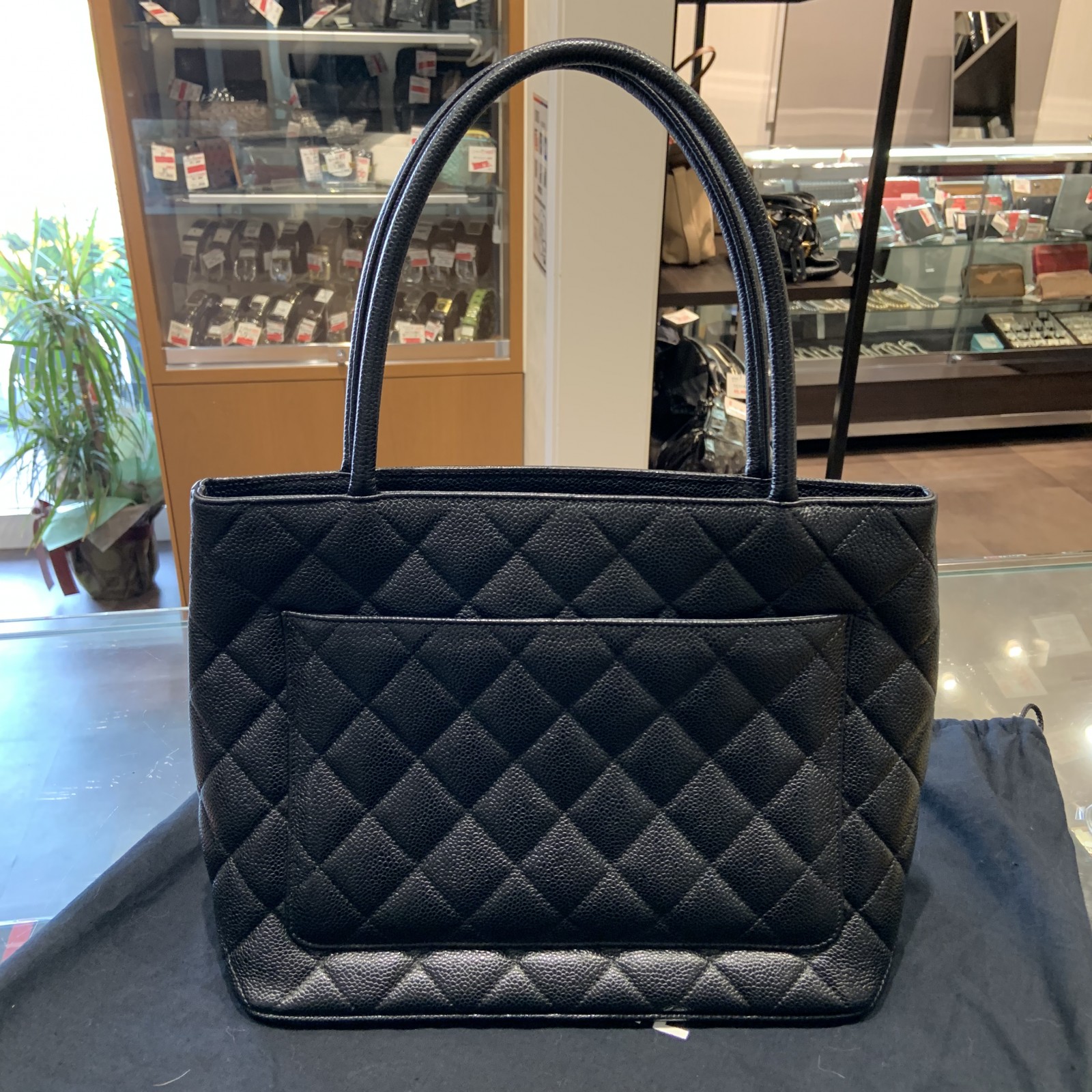 シャネル/CHANEL A01804 復刻版トート 黒1