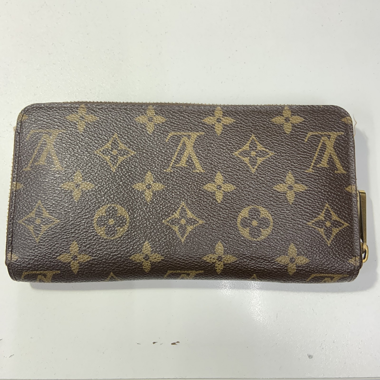 ルイヴィトン/LOUIS VUITTON M60017 モノグラム ジッピー・ウォレット0