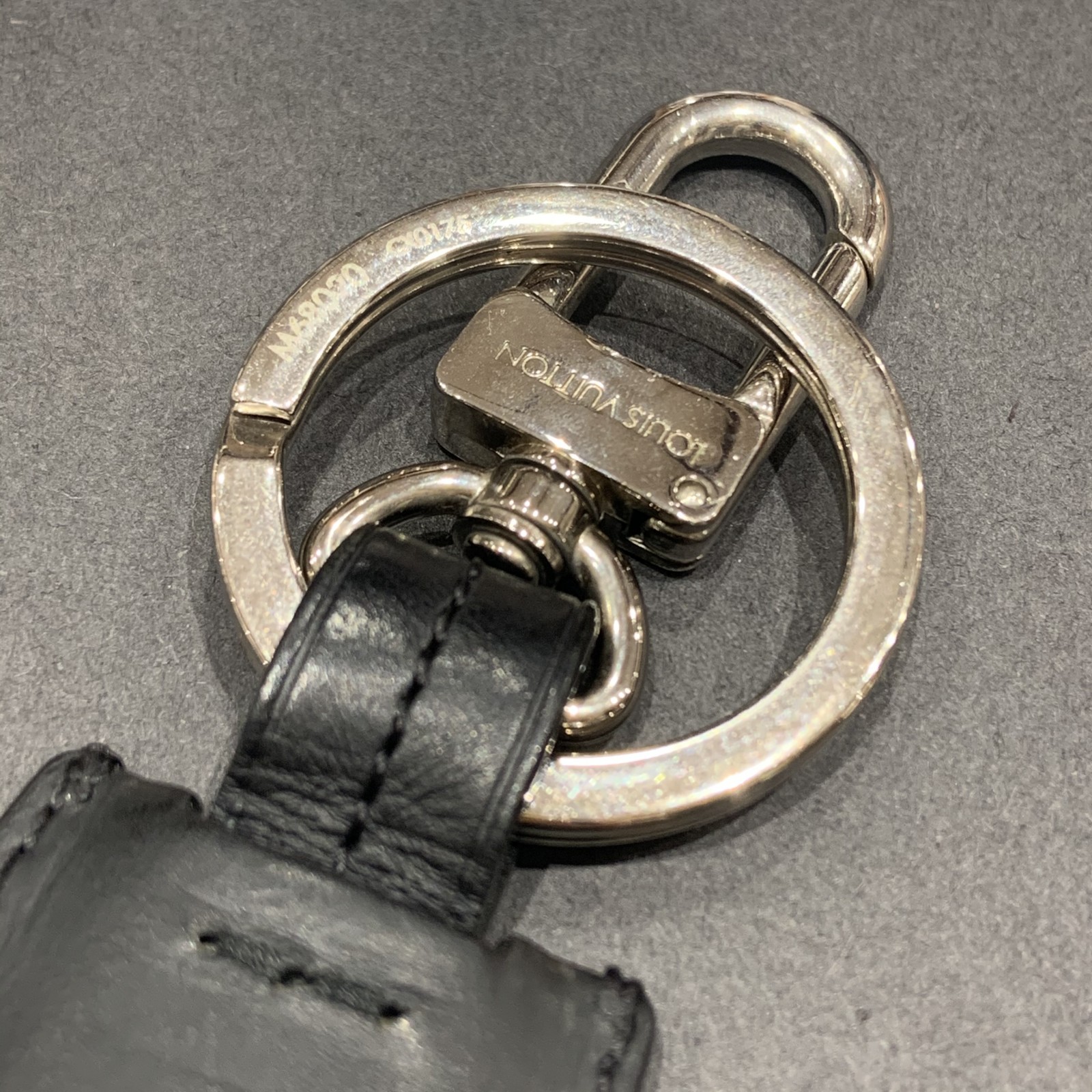 Louis Vuitton M68020 Cles LV Clochette Key Ring