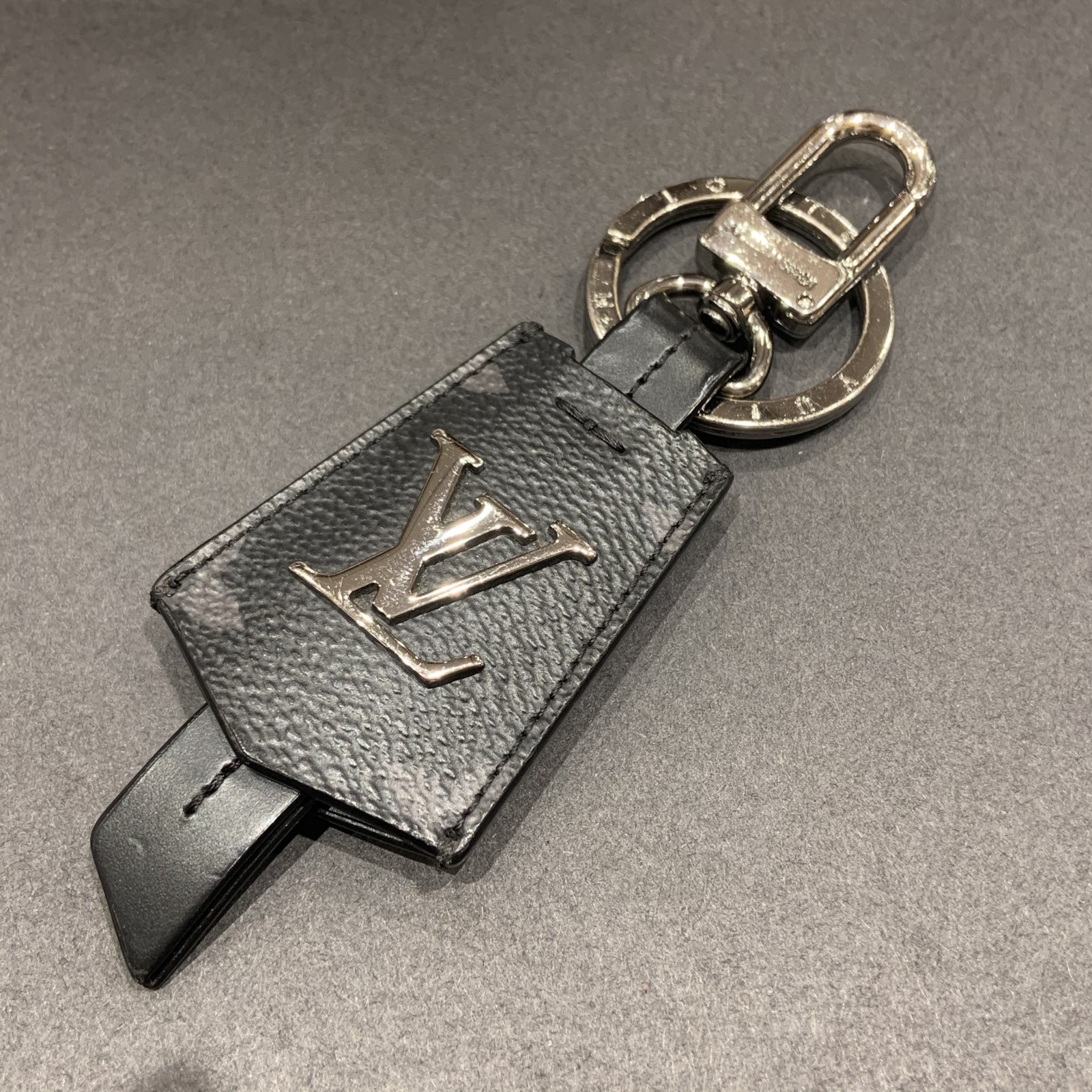 ルイ・ヴィトン/LOUIS VUITTON エプリクス M63620 ポルトクレ・クロッシュ クレ1