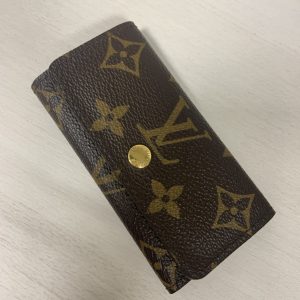 ルイ・ヴィトン/LOUISVUITTON モノグラム M62631　キーケース40