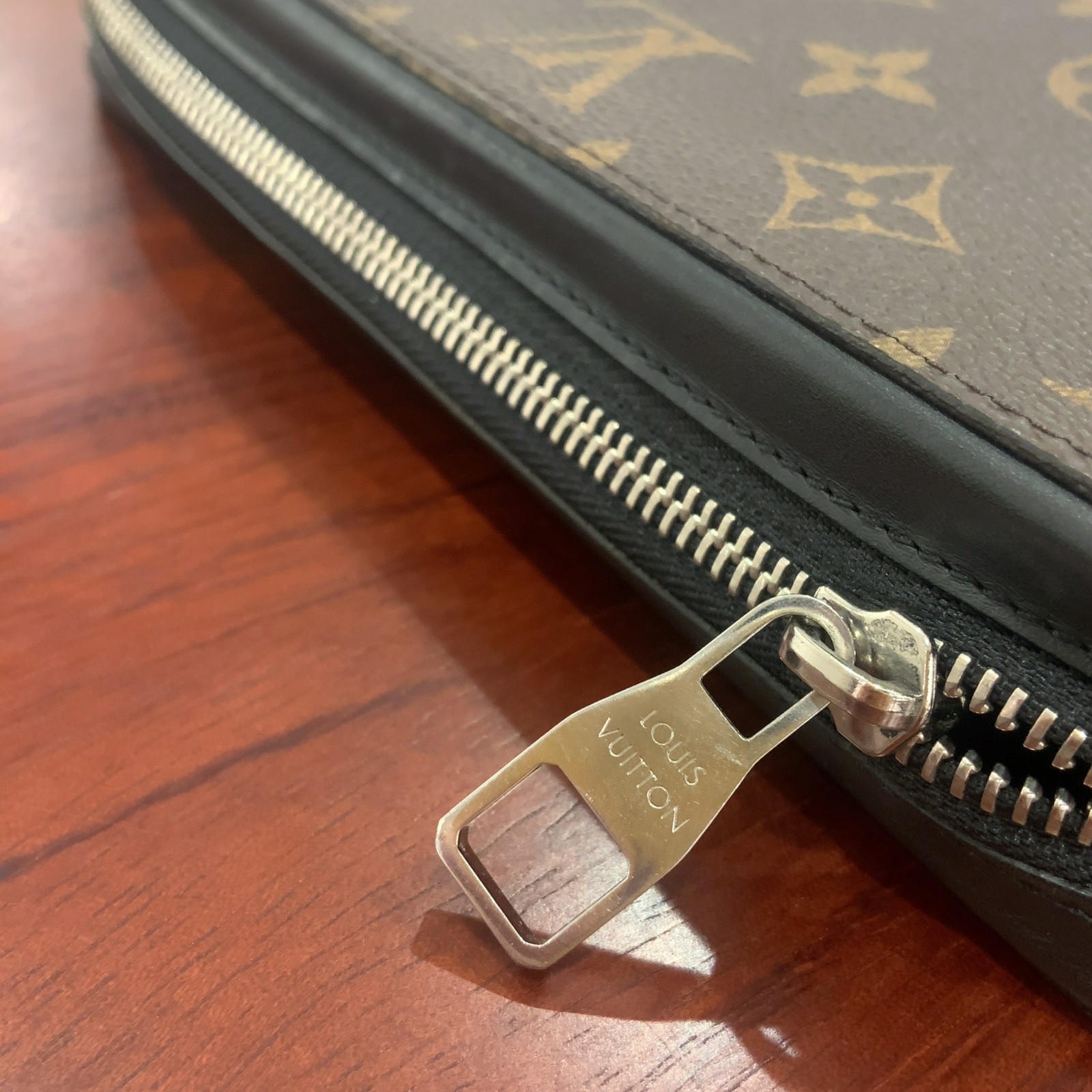 ルイヴィトン/LOUIS VUITTON モノグラム・マカサー M61506 ジッピーXL3