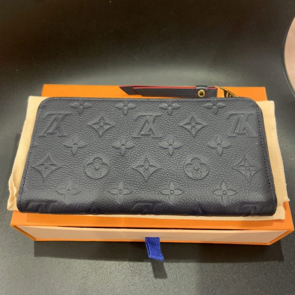 ルイヴィトン/LOUIS VUITTON　M62121　アンプラント　ジッピー・ウォレット マリーヌルージュ