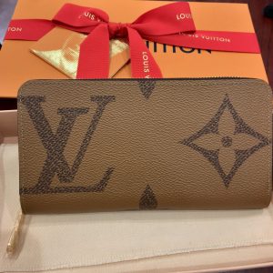 ルイヴィトン/LOUIS VUITTON M69353 ジッピーウォレット モノグラムジャイアント0