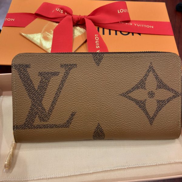 ルイヴィトン/LOUIS VUITTON M69353 ジッピーウォレット モノグラムジャイアント