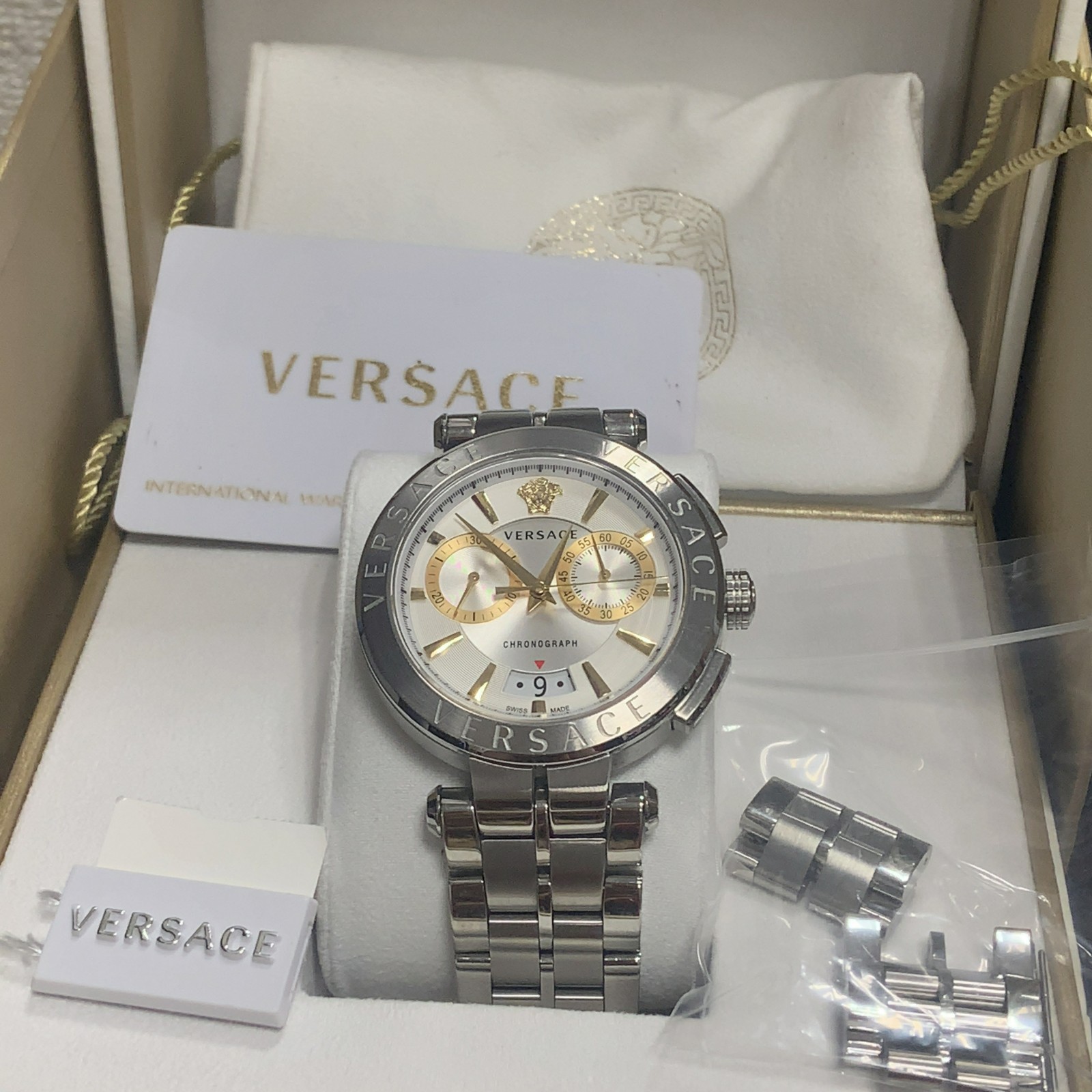 ヴェルサーチ/VERSACE VE1D00919  ヴェルサーチ アイオン クロノグラフ0