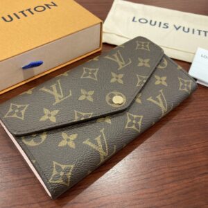 ルイヴィトン/LOUIS VUITTON M62235 ポルトフォイユ・サラ ローズ・バレリーヌ0