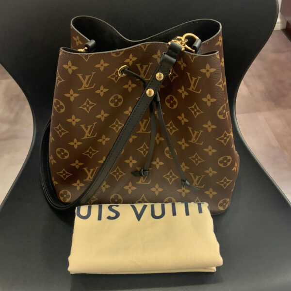 ルイヴィトン/LOUIS VUITTON M44020 ネオノエ