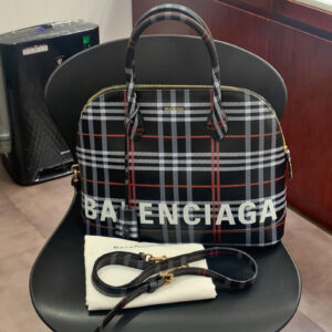 バレンシアガ/BALENCIAGA ヴィルトップハンドル M 518873 0K1IM 10850