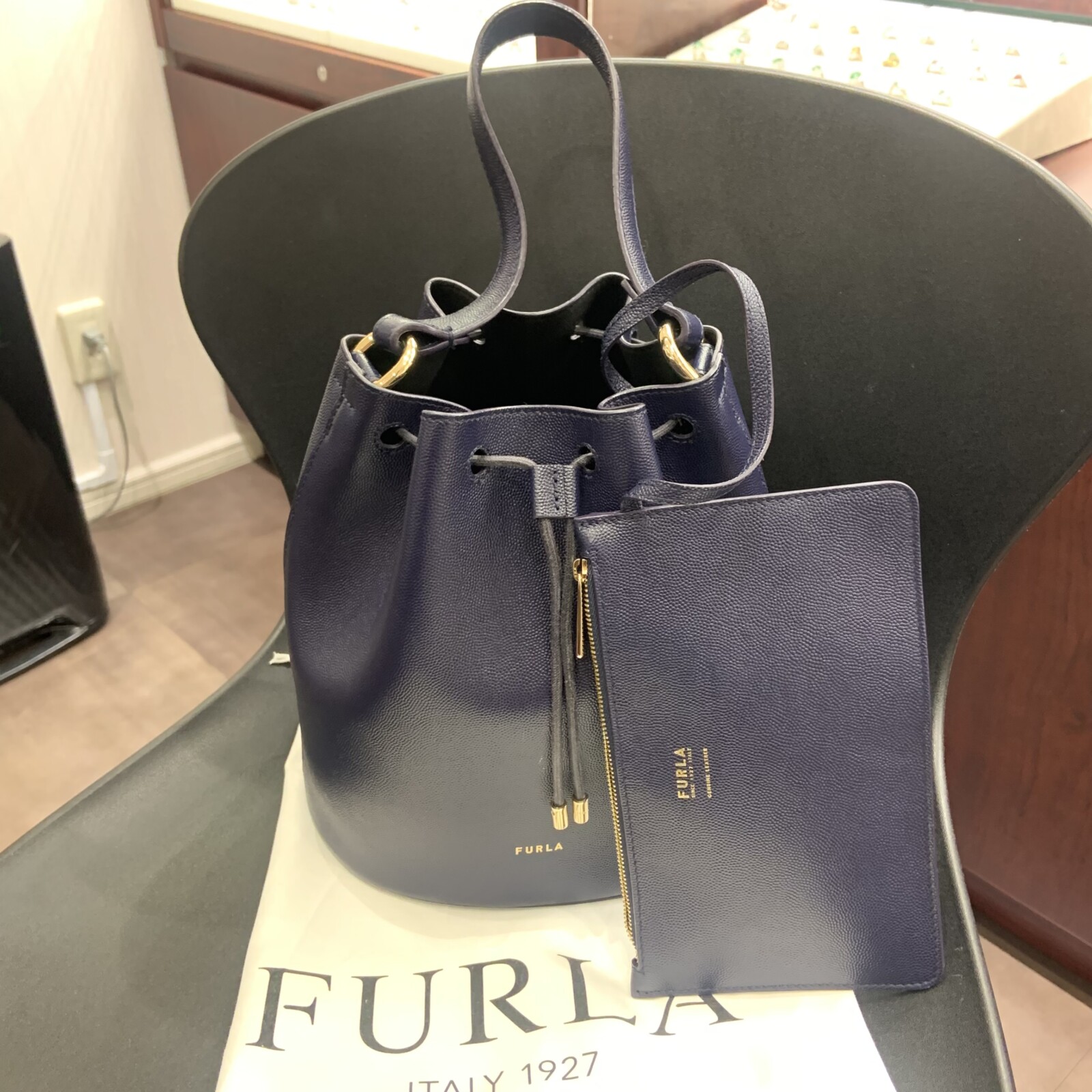 フルラ/FURLA レザー製 巾着型バッグ0